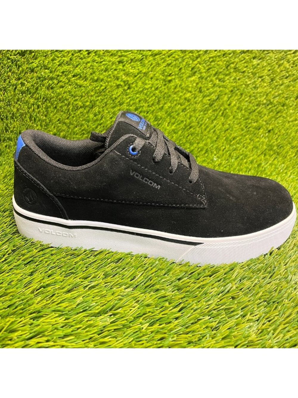 Volcom True Skate Inspired EH Mens Size 8 Black White Composite Toe Work Shoes